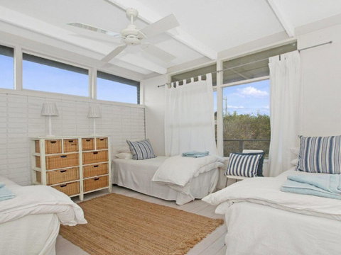 By The Sea - SPECIAL OFFER 3 FOR 2 - New South Wales Tourism  3