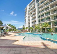 Cairns Esplanade 2 Bed 2 Bath Resort Hotel - New South Wales Tourism 