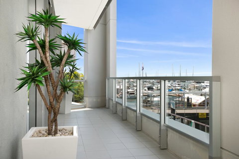 Cairns Private Apartments - New South Wales Tourism  2
