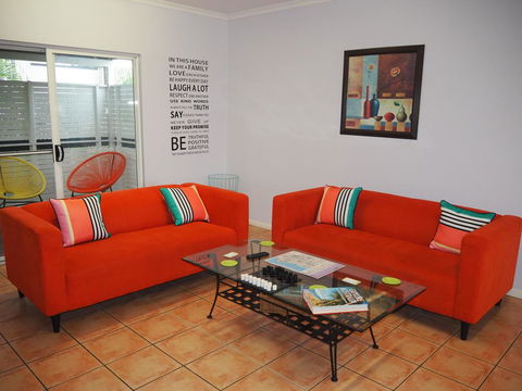 Cairns Sharehouse Apartment - New South Wales Tourism  3