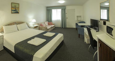 Calico Court Motel - New South Wales Tourism  3