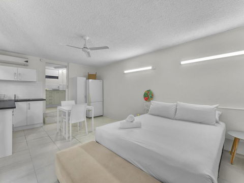 Camden Motor Inn - New South Wales Tourism  0