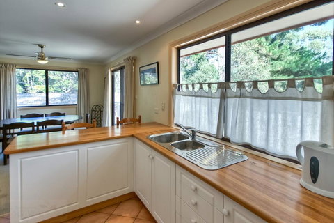 Camelot - New South Wales Tourism  3