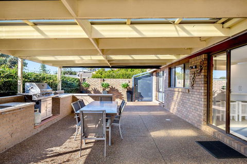 Campbell Avenue, 28 - New South Wales Tourism  0