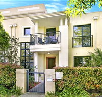 Campbelltown Most Sought After Park Central Home - New South Wales Tourism 