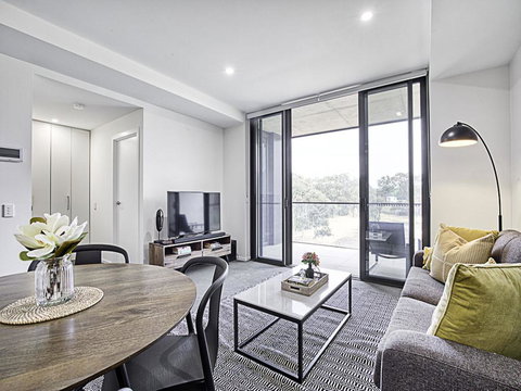 CANBERRA CHIC-hosted By:L'Abode Accommodation - New South Wales Tourism  2