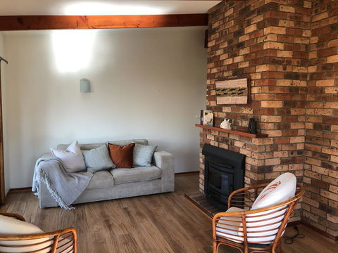 Canberra Cres 42 Burrill Lake - New South Wales Tourism  2