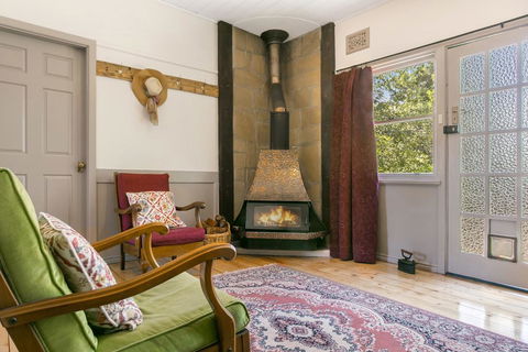 Carinya Cottage - New South Wales Tourism  0