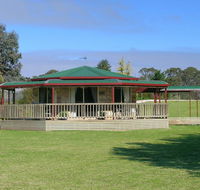 Carolynnes Cottages - New South Wales Tourism 