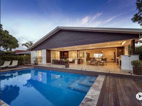 Casa Royale - New South Wales Tourism  0