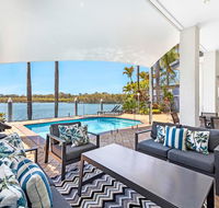 Castaway at the Greens - New South Wales Tourism 