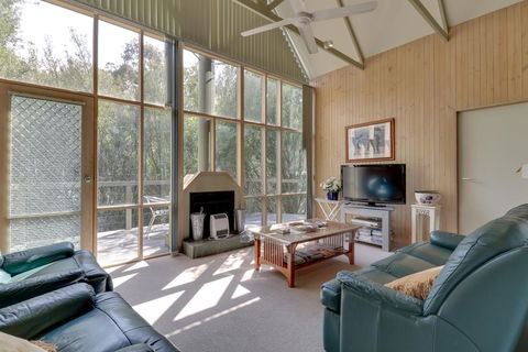 Casuarina - New South Wales Tourism  0