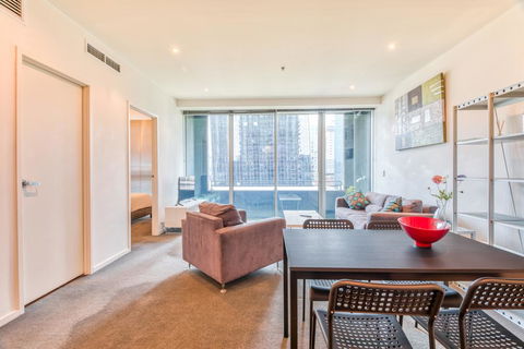 CBD, Collins St Address, Near Southern Cross - 2 Beds - New South Wales Tourism  1