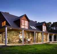 Cedar and Stone - New South Wales Tourism 