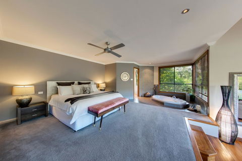 Cedars Mount View - New South Wales Tourism  1