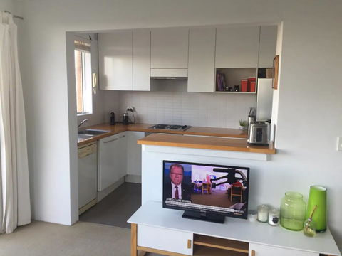 Centennial Park 1 Bedroom Apartment - New South Wales Tourism  2