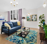 Central Apartment with Spacious Living and Dining - New South Wales Tourism 