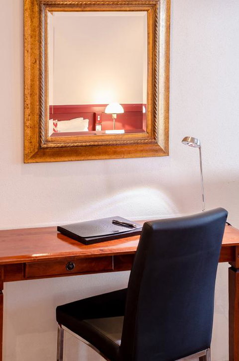 Central Studio Accommodation - New South Wales Tourism  3