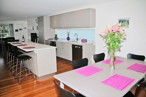 Cerulean Blue Combo - New South Wales Tourism  0