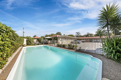 Cessnock Motel - New South Wales Tourism  1