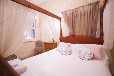 Charleston House Mathoura - New South Wales Tourism  0