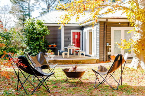 Charming Mountain Cottage - New South Wales Tourism  2