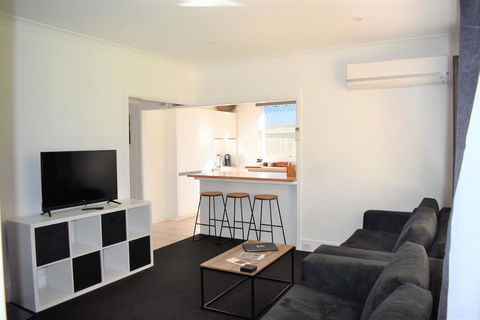 Charnwood Cottages In Warburton - New South Wales Tourism  2