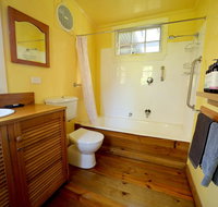 Cherry Plum Cottages - New South Wales Tourism 