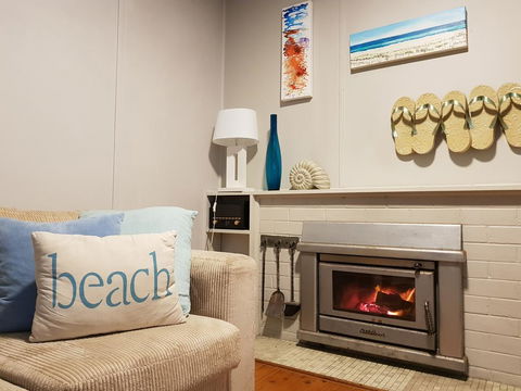 CHILL-OUT BEACH HOUSE @ FORSTER - New South Wales Tourism  3