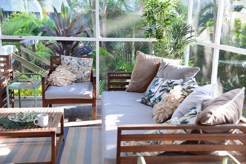 CHILL-OUT BEACH HOUSE @ FORSTER - New South Wales Tourism  1