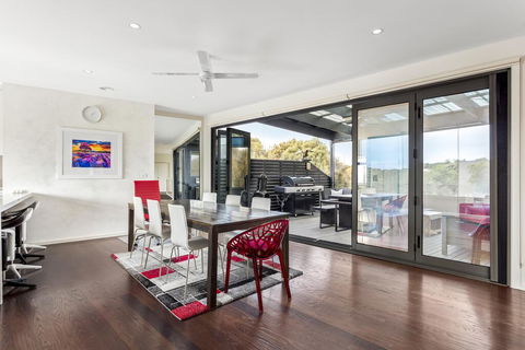 Chilled Chart Hills With Spa, Pool Table And Wifi - New South Wales Tourism  0