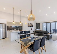 Chimneys On Bank - New South Wales Tourism 