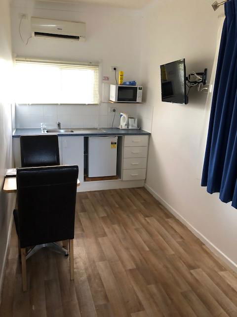 Chinchilla Motel - New South Wales Tourism  1