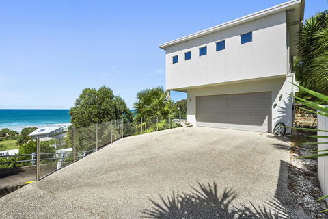 Cinque Terre Beach House - New South Wales Tourism  1