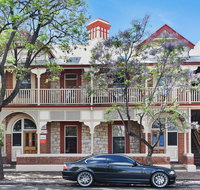 City Apartments at Cecil Mansions - New South Wales Tourism 