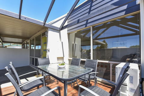 City Courtyard Apartment - New South Wales Tourism  1