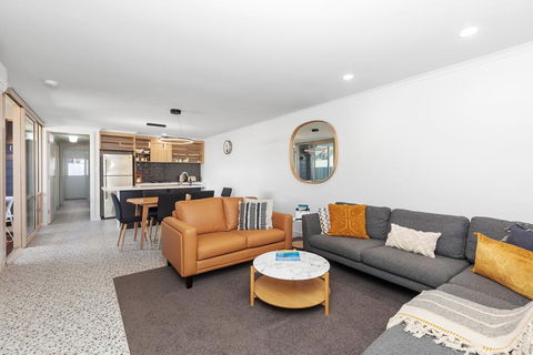 City Courtyard Apartment - New South Wales Tourism  2