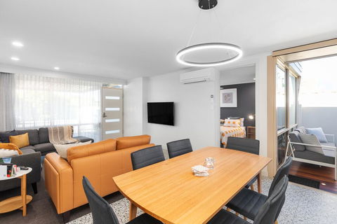 City Courtyard Apartment - New South Wales Tourism  3