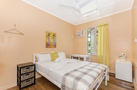 Civic Guesthouse - New South Wales Tourism  3