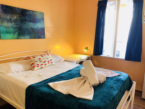 Civic Guesthouse - New South Wales Tourism  1
