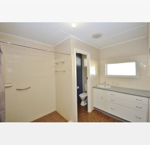 Claires Place - New South Wales Tourism  1