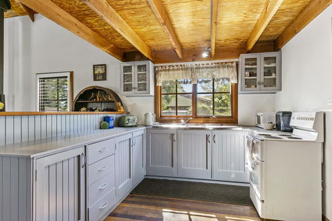 Clervaux Cottage - New South Wales Tourism  3