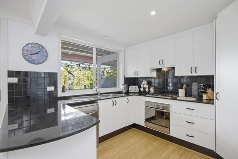 Clissold By Collers, MOLLYMOOK - New South Wales Tourism  3