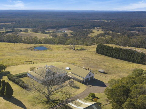 Cloudhill - Magnificent Rural Views To Sydney - New South Wales Tourism  0