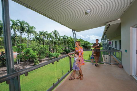 Club Tropical Resort Darwin - New South Wales Tourism  1