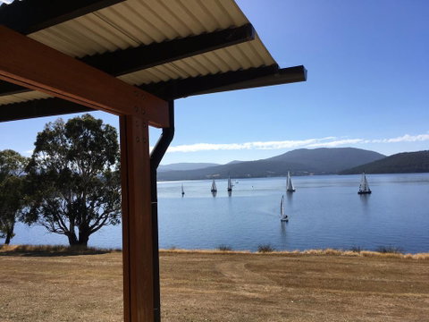 Coast House Tasmania - New South Wales Tourism  0