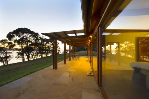 Coast House Tasmania - New South Wales Tourism  3