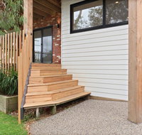 COASTAL BEAUTY ON BRUCE - New South Wales Tourism 