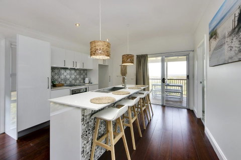 Coastal Hideaway - New South Wales Tourism  1