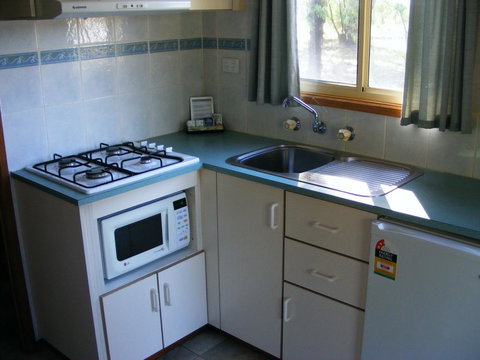 Cobar Caravan Park - New South Wales Tourism  1